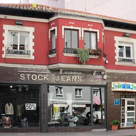 Pension Jade Castro Urdiales Exterior photo