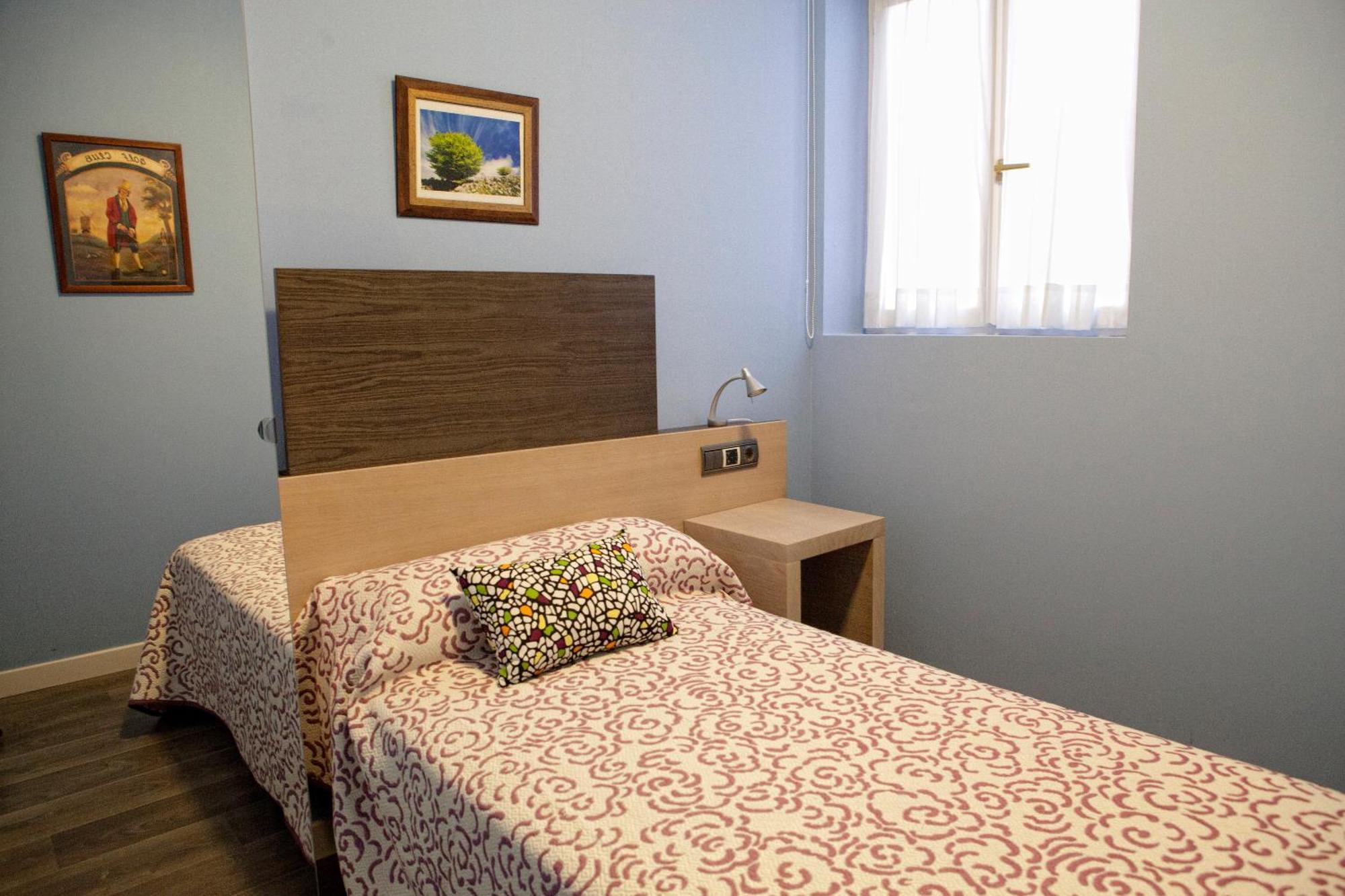 Pension Jade Castro Urdiales Exterior photo