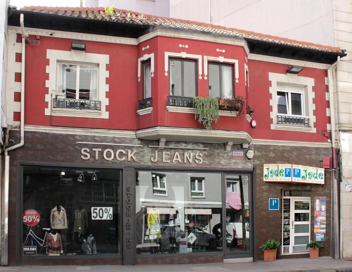 Pension Jade Castro Urdiales Exterior photo